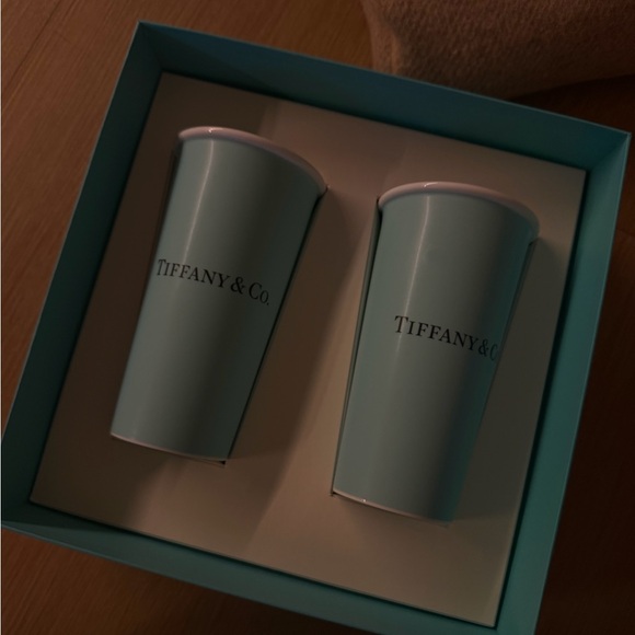 Tiffany Large Coffee Cups in Bone China, Set of Two - Picture 3 of 6